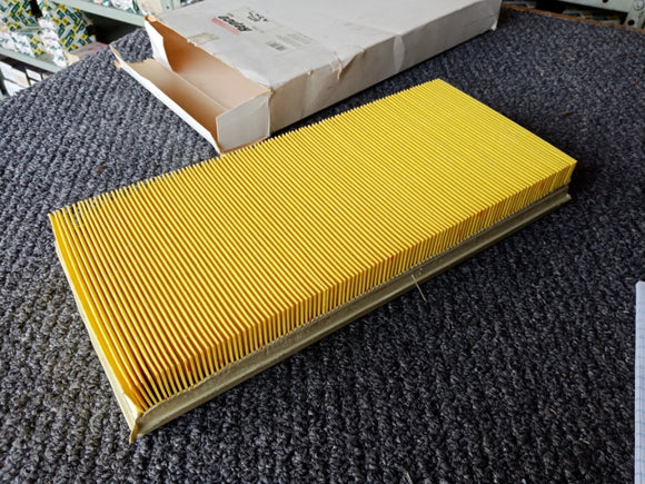 Ford Fairmont, Fairlane, Falcon. MercedesBenz 400SE, 500SL. Air Filter