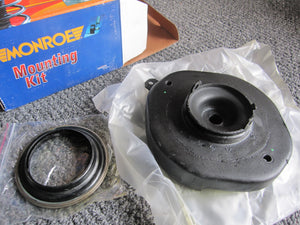 Renault MEgane, R19, Scenic. Spring Shock / Mounting Kit