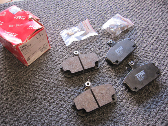 Renault 5, 18 Brake Pads